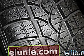 pneus à lamelles longitudinales