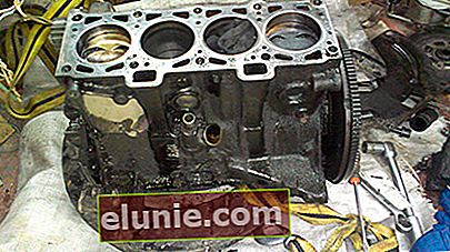 Reparación de motor en un VAZ 2109